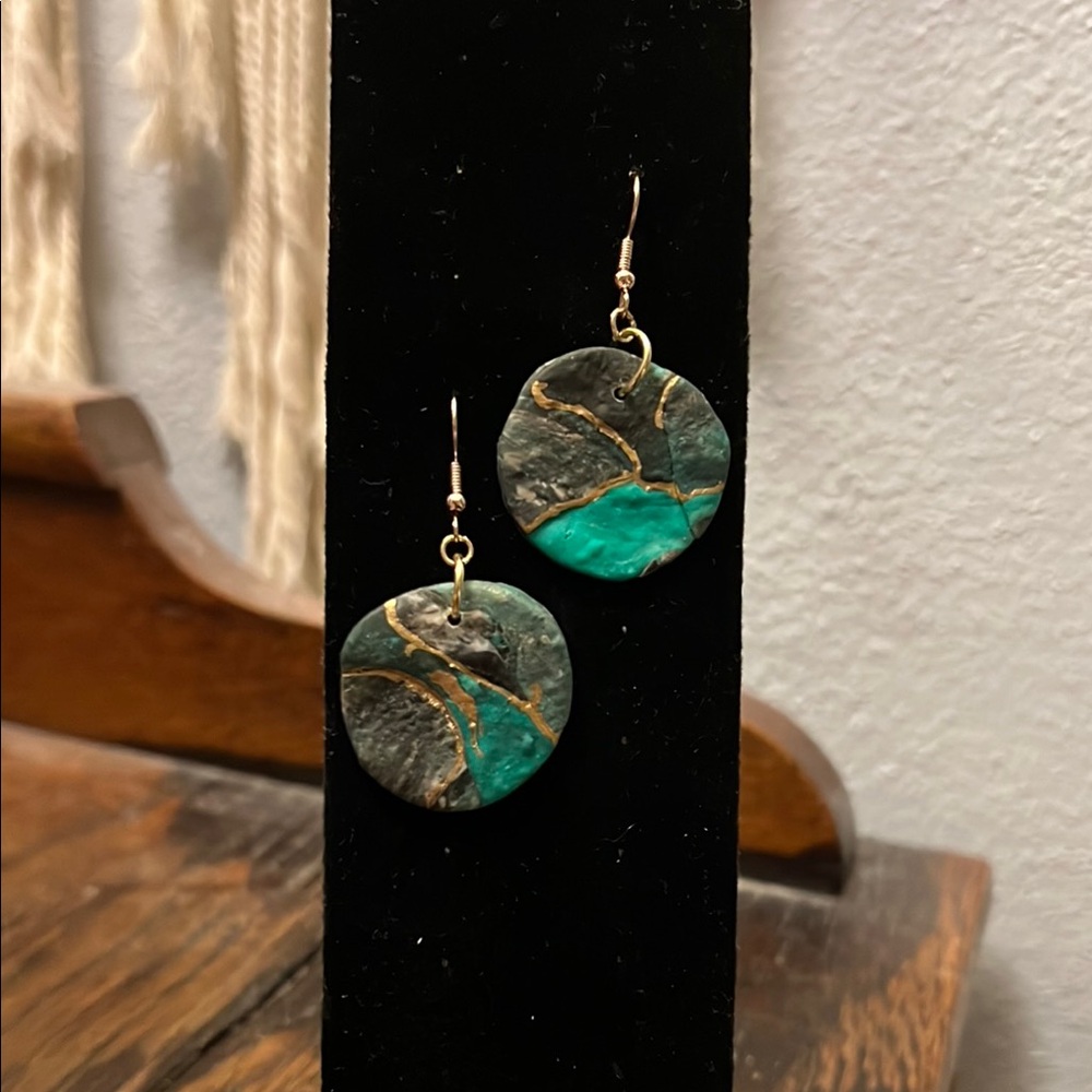 Elegant Green and Gold Earrings
